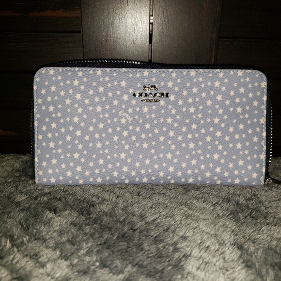 Coach Handbags - Coach Accordion Zip Wallet Ditsy Star Print